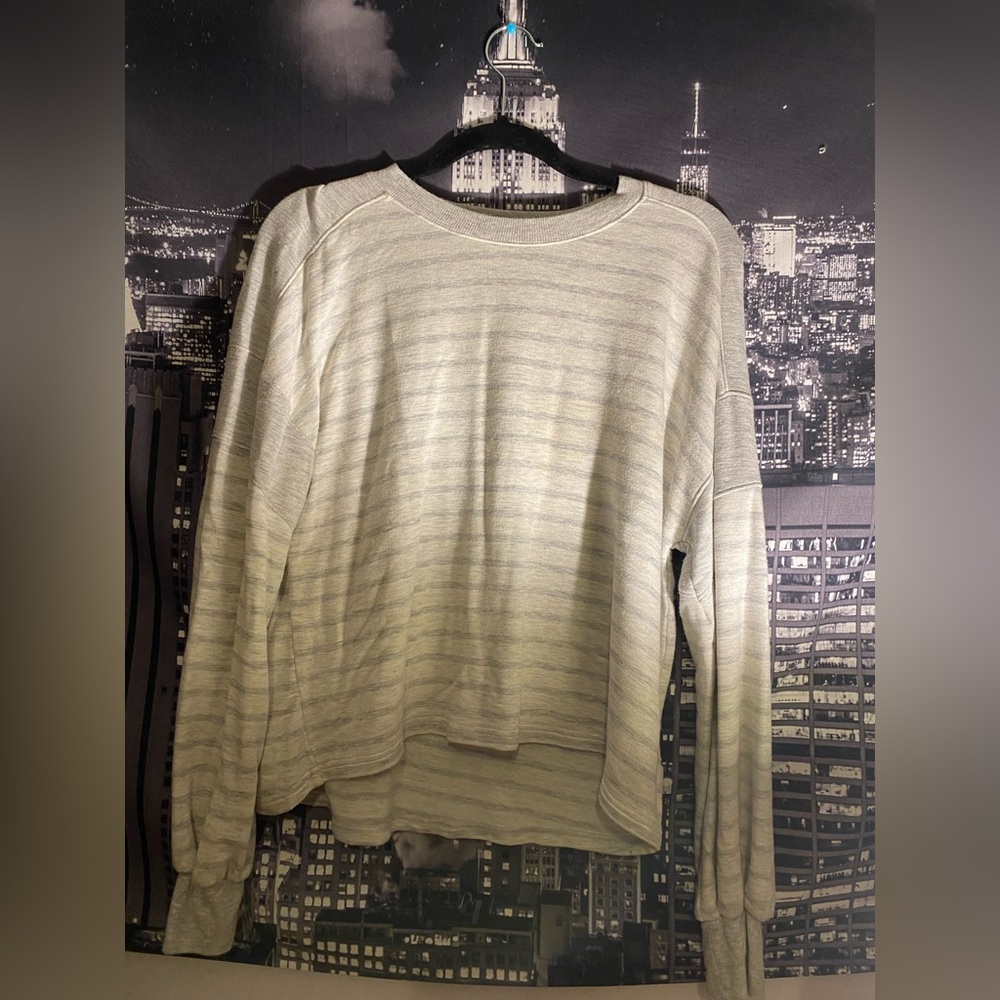 American Eagle Sweatshirt